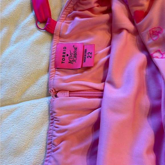 Torrid Betsy Johnson Pink Valentines Dress - Picture 7 of 7